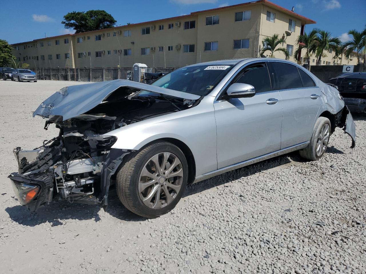 MERCEDES-BENZ E-CLASS 2017