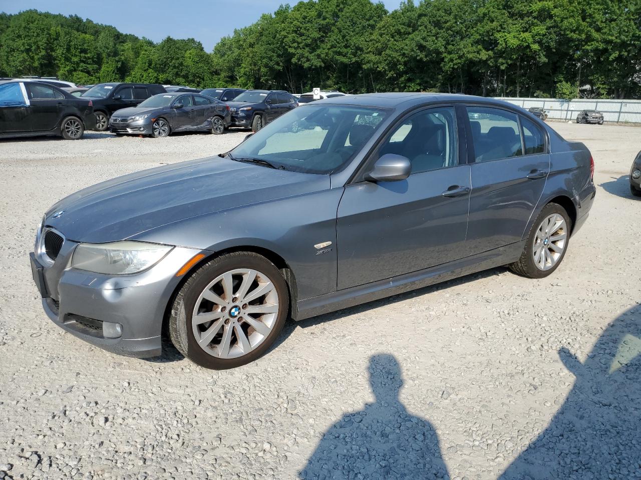 BMW 3 SERIES 2011