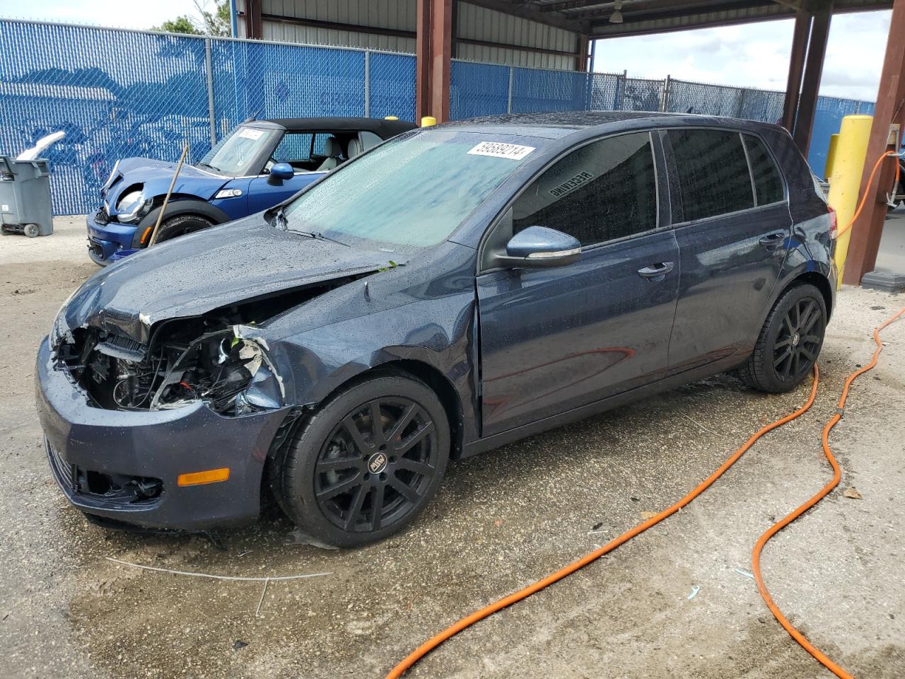 VOLKSWAGEN GOLF 2012