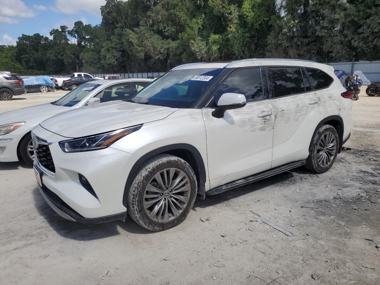 TOYOTA HIGHLANDER 2020