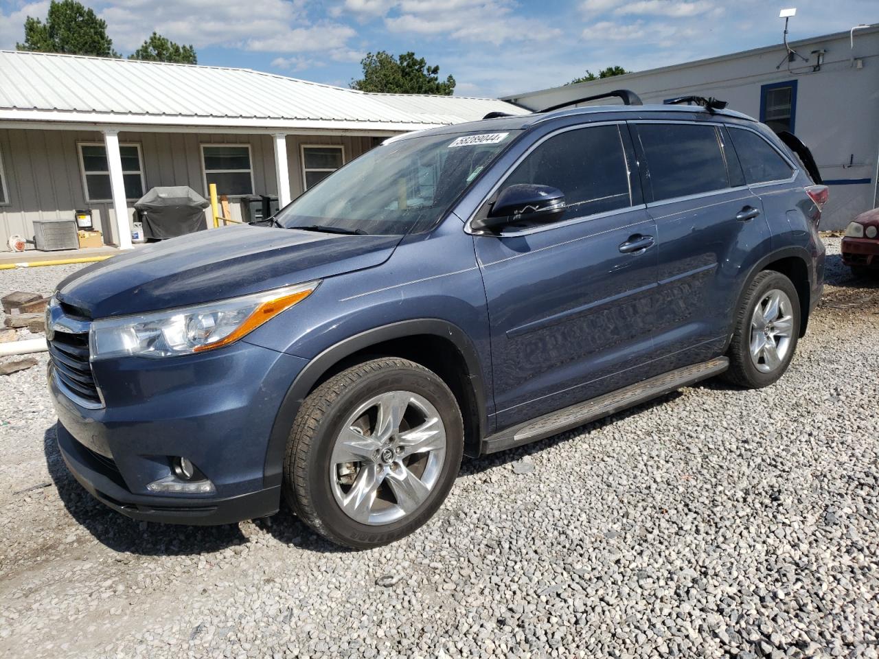 TOYOTA HIGHLANDER 2016