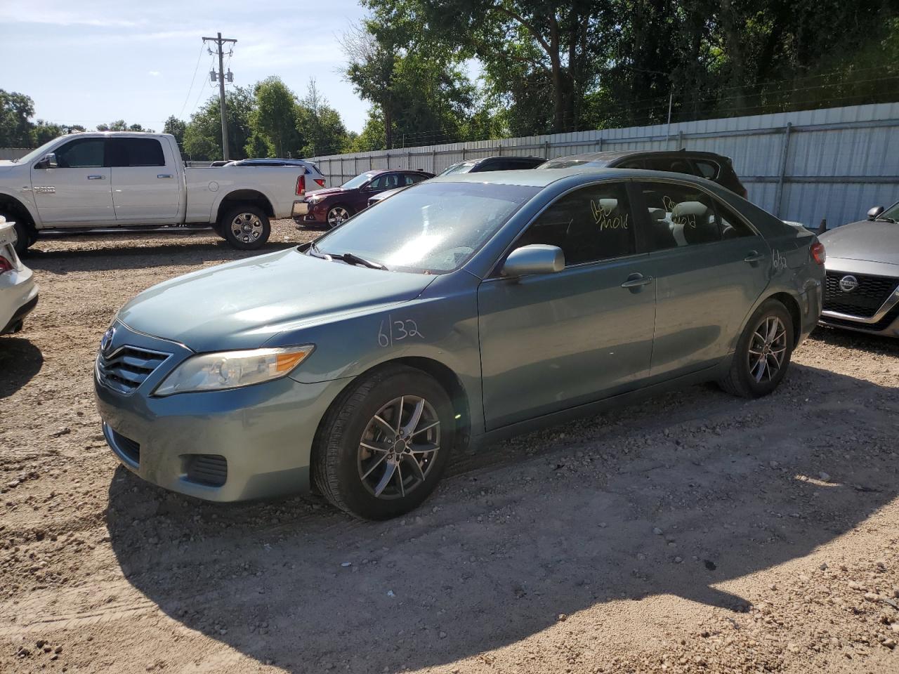 TOYOTA CAMRY SE 2010