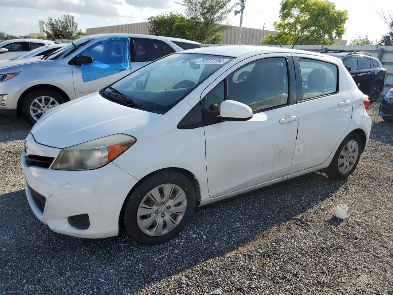 TOYOTA YARIS 2013