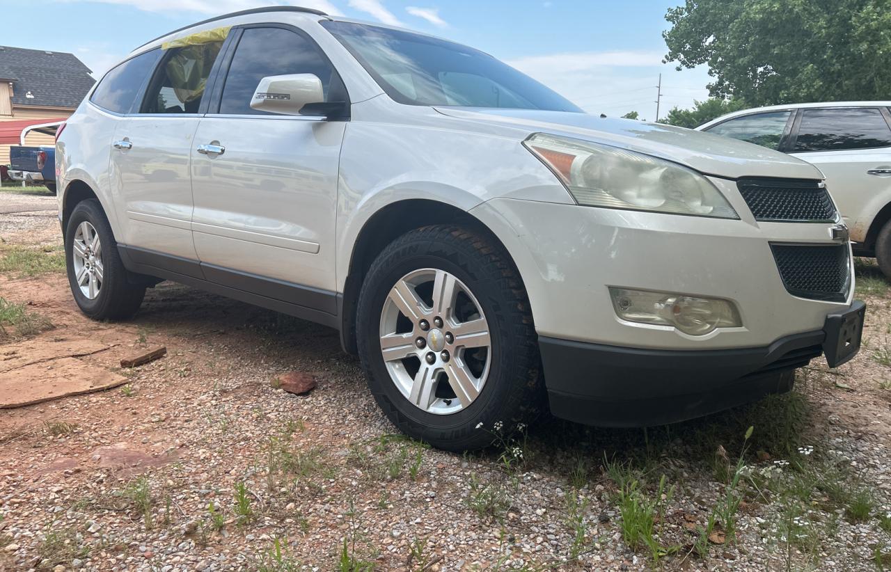 CHEVROLET TRAVERSE 2011