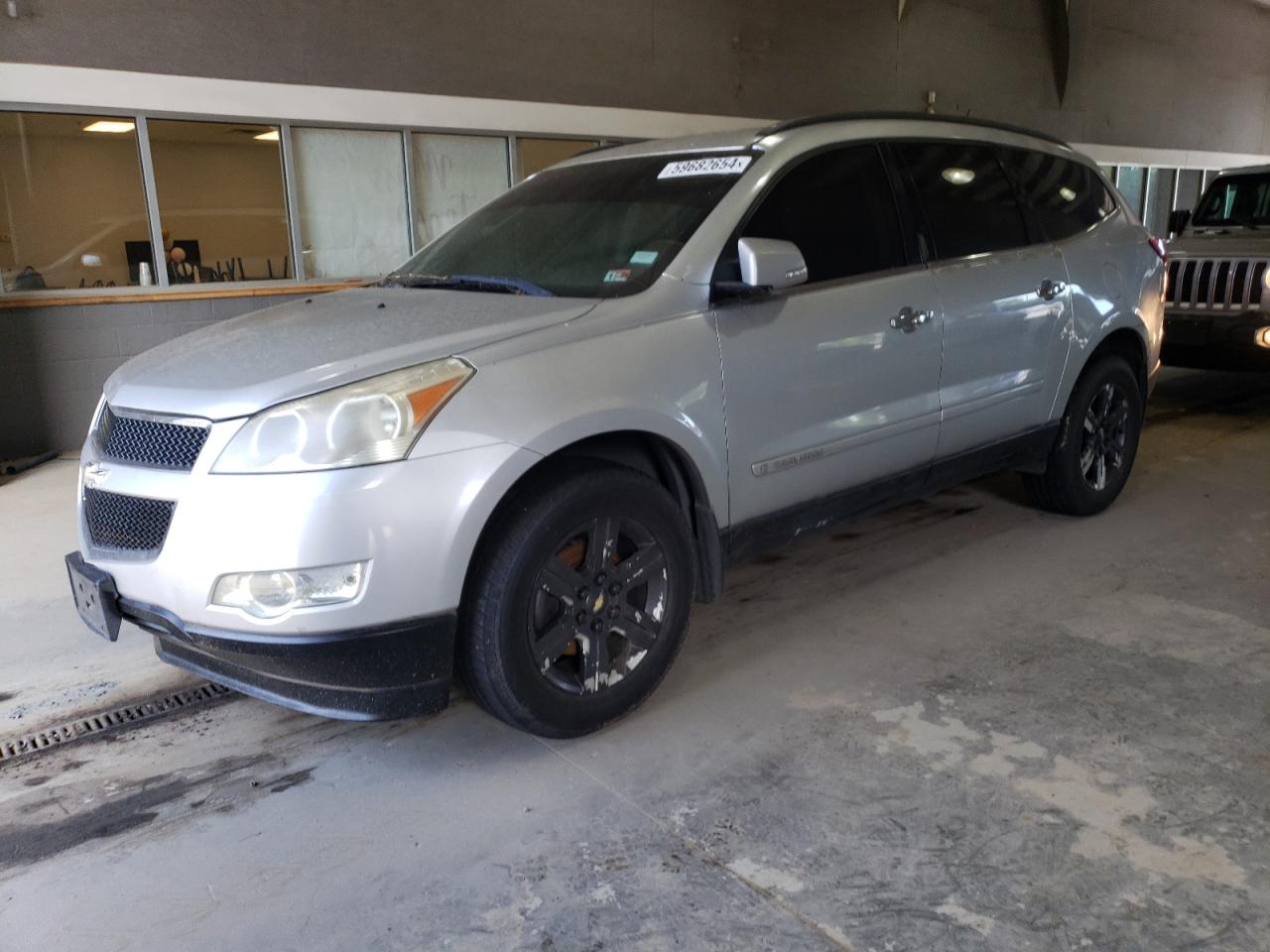 CHEVROLET TRAVERSE 2009