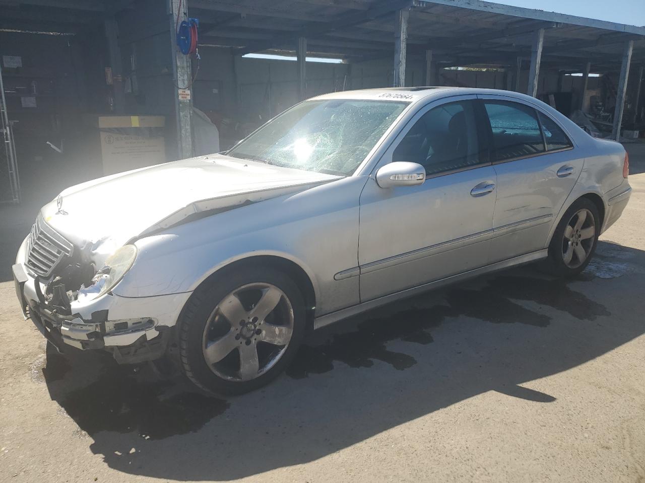 MERCEDES-BENZ E-CLASS 2005