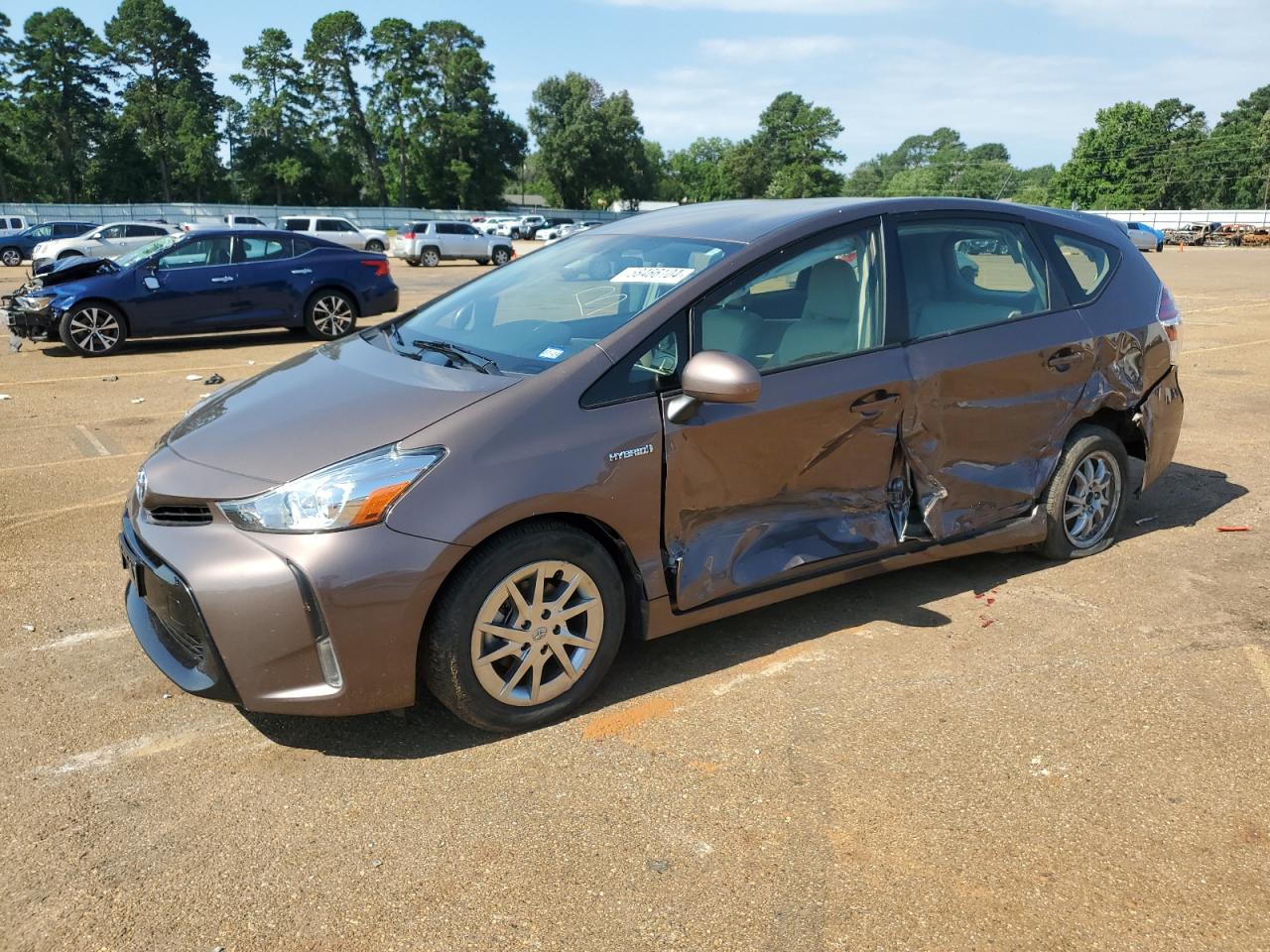 TOYOTA PRIUS V 2016