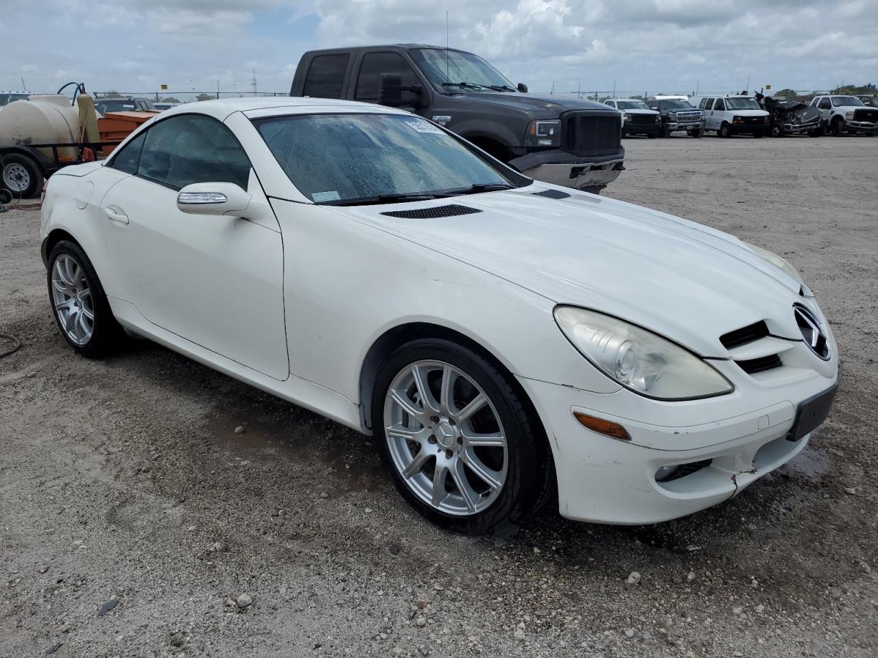 MERCEDES-BENZ SLK-CLASS 2005