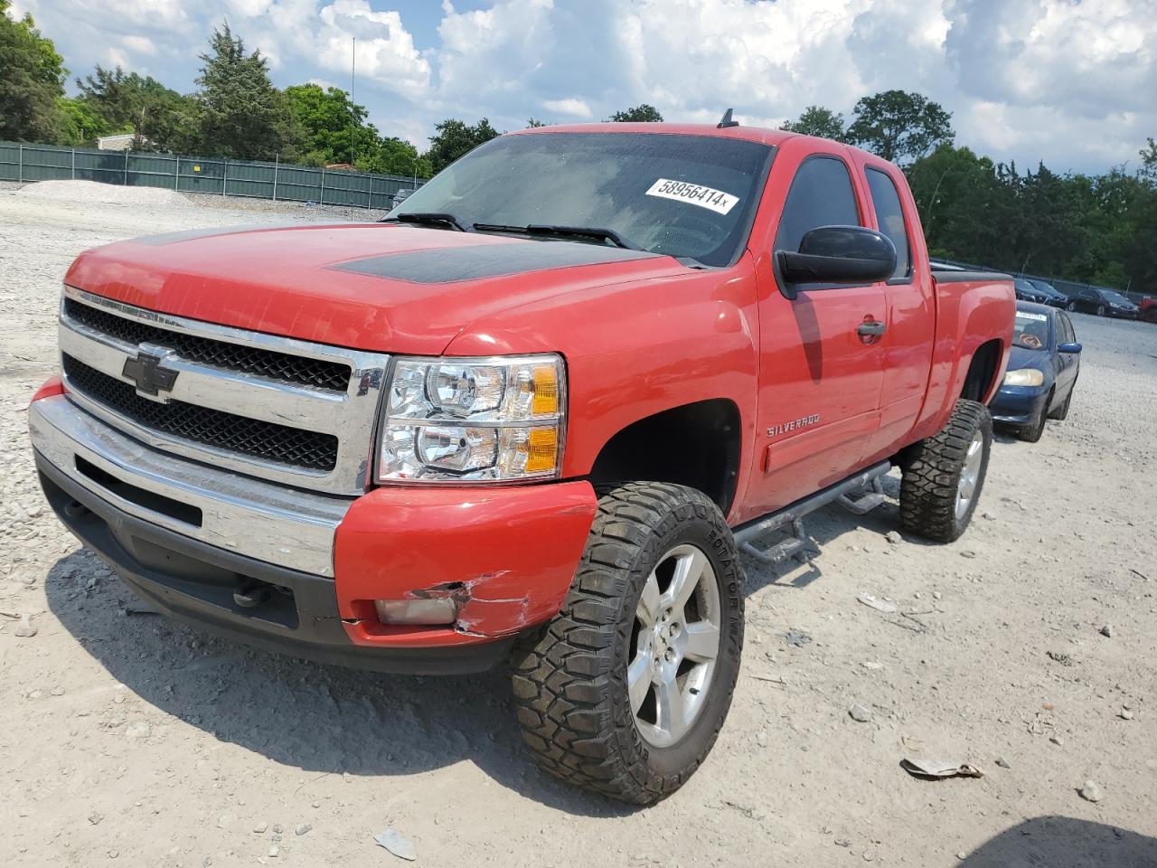 CHEVROLET SILVERADO 2011