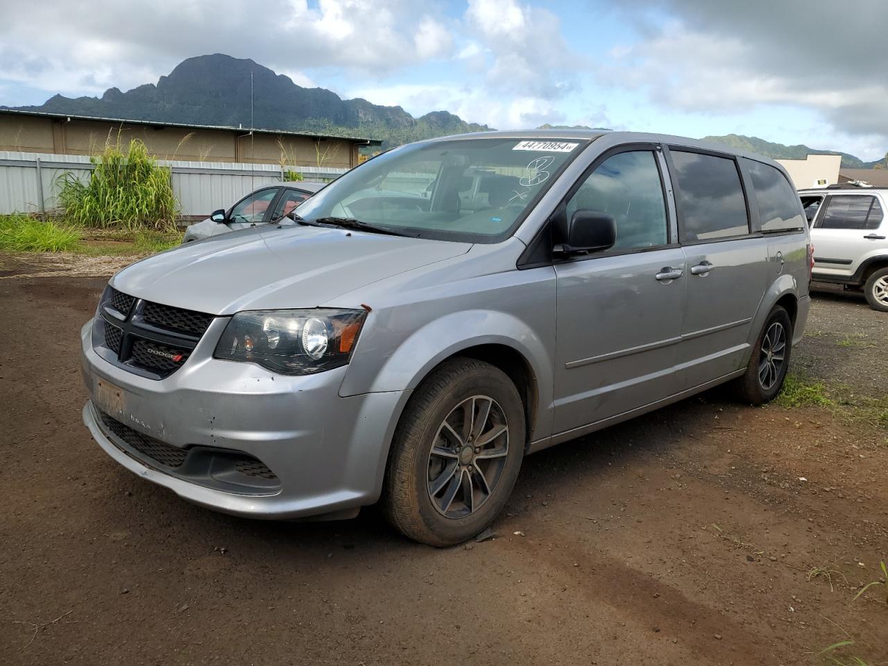 DODGE CARAVAN 2015