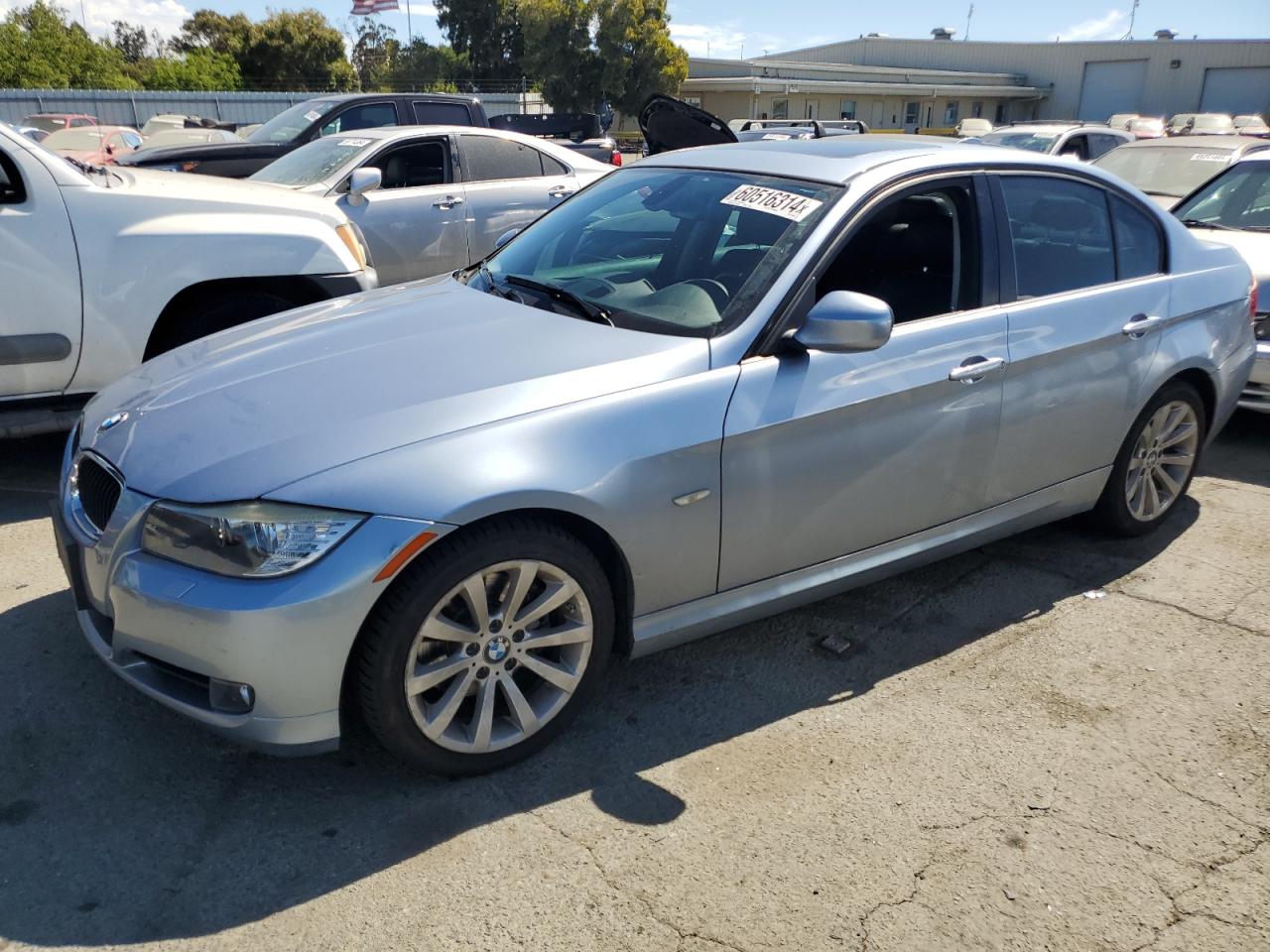 BMW 3 SERIES 2011