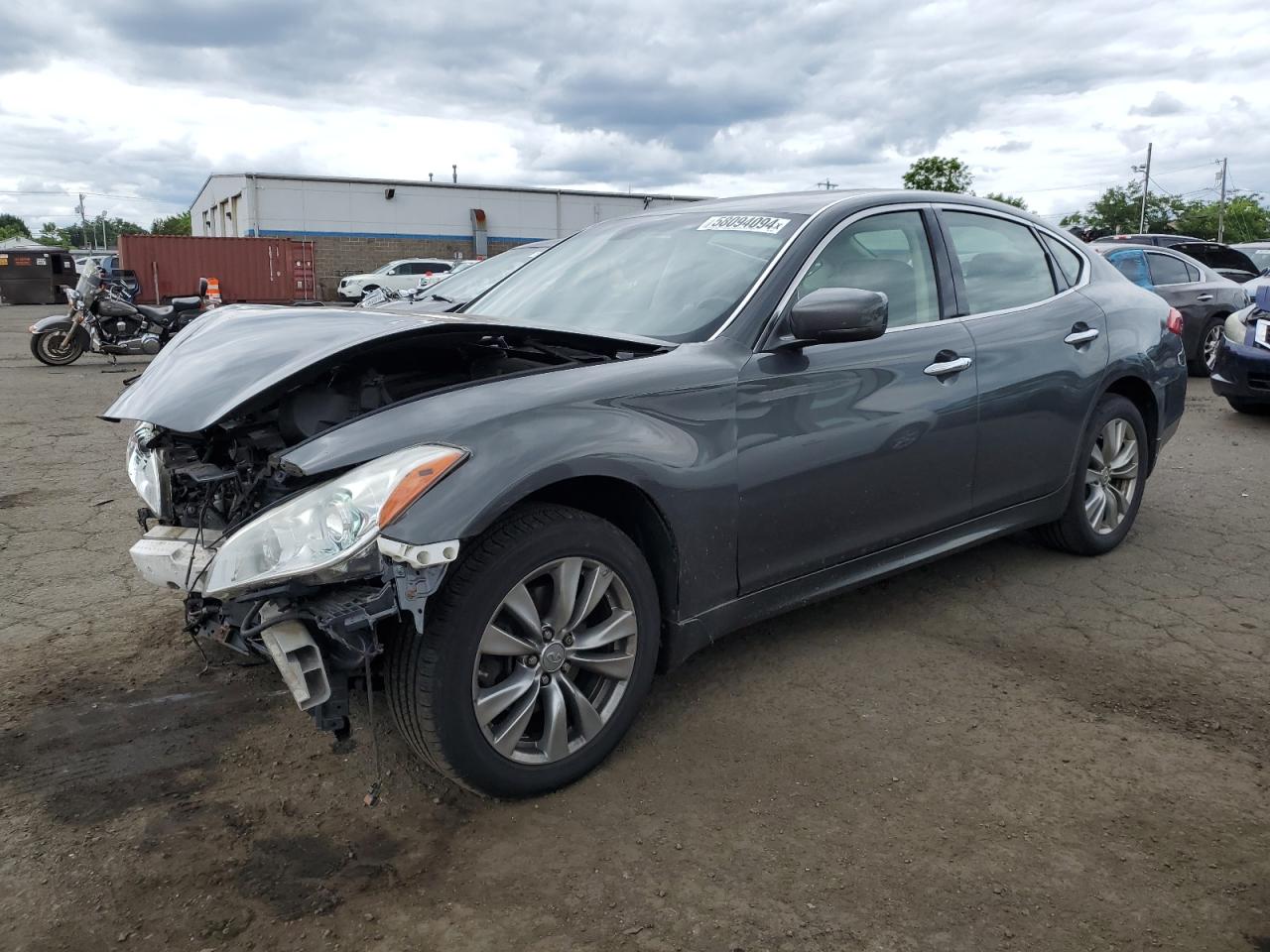 INFINITI M37 2012