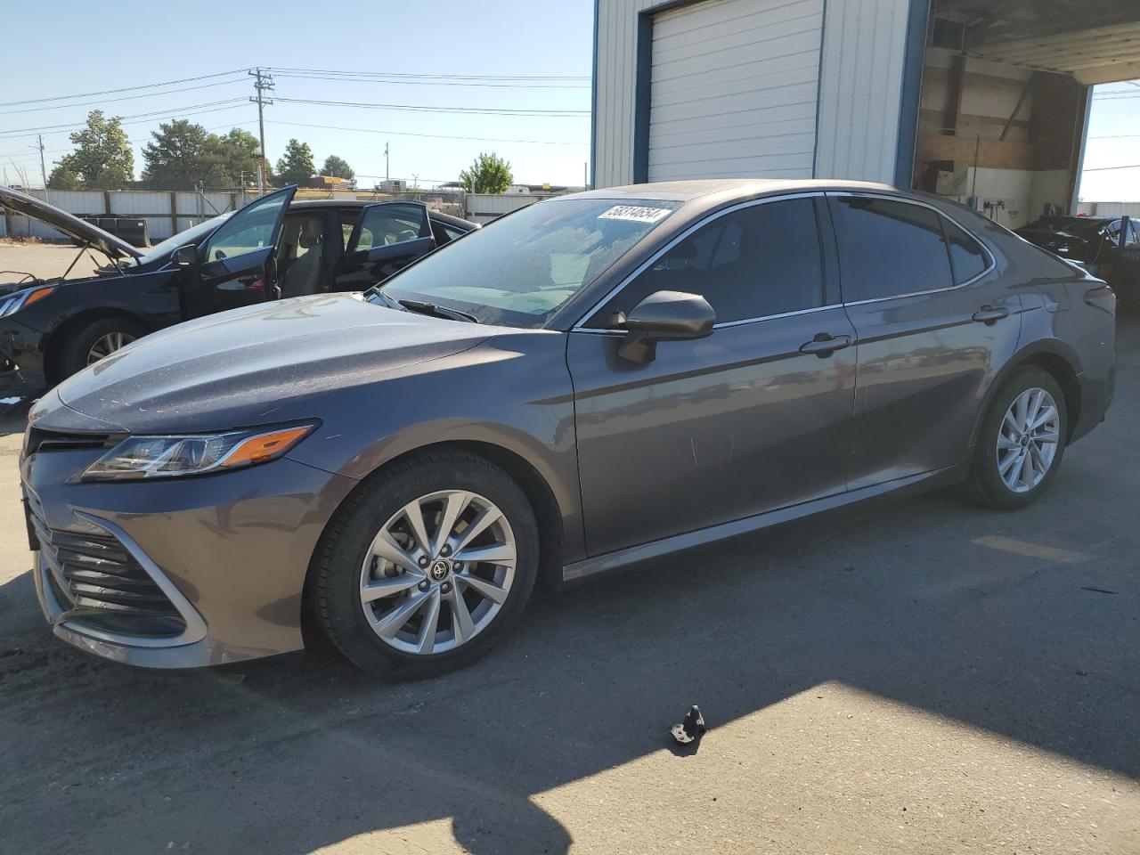 TOYOTA CAMRY LE 2022