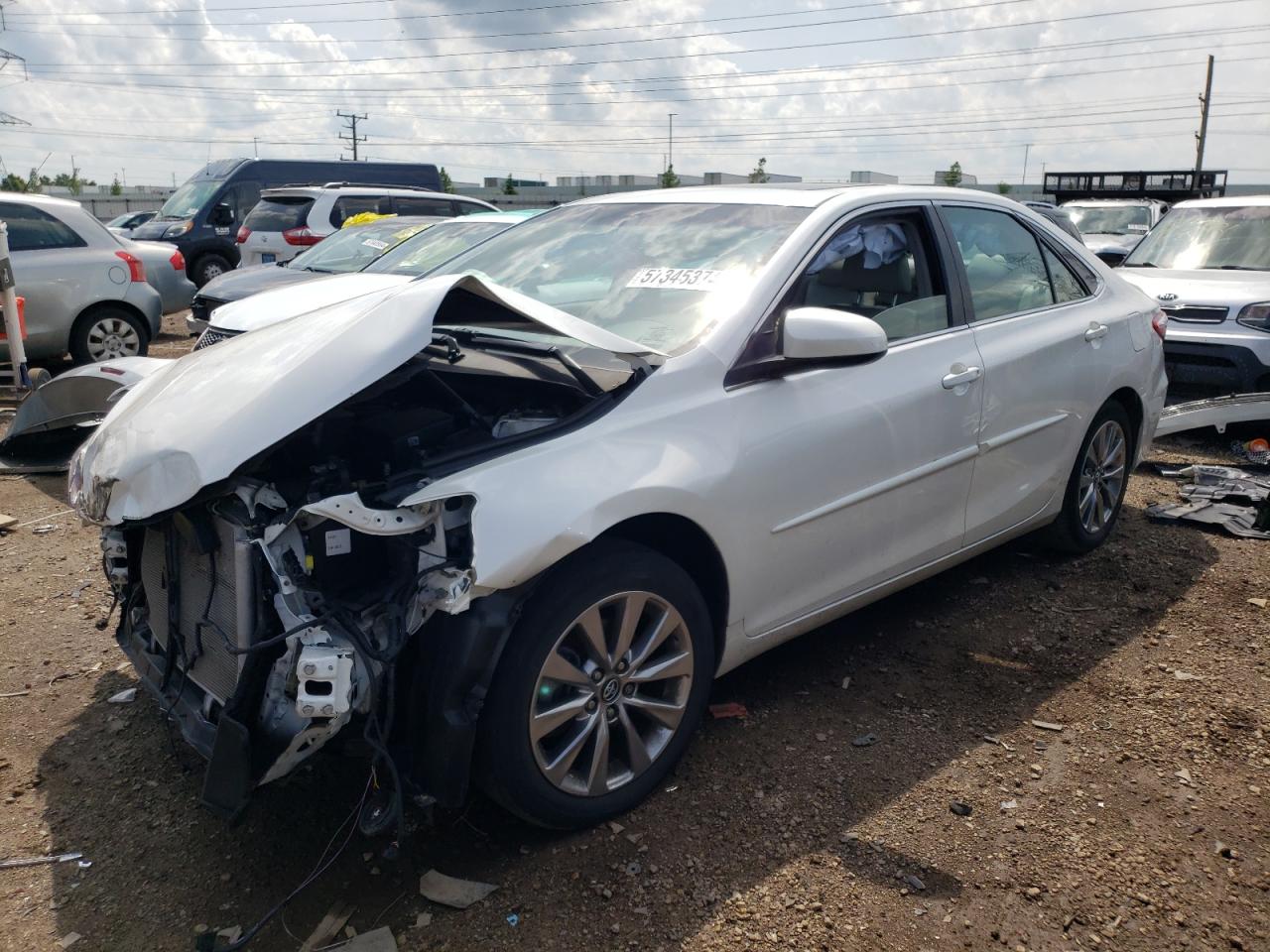 TOYOTA CAMRY 2017