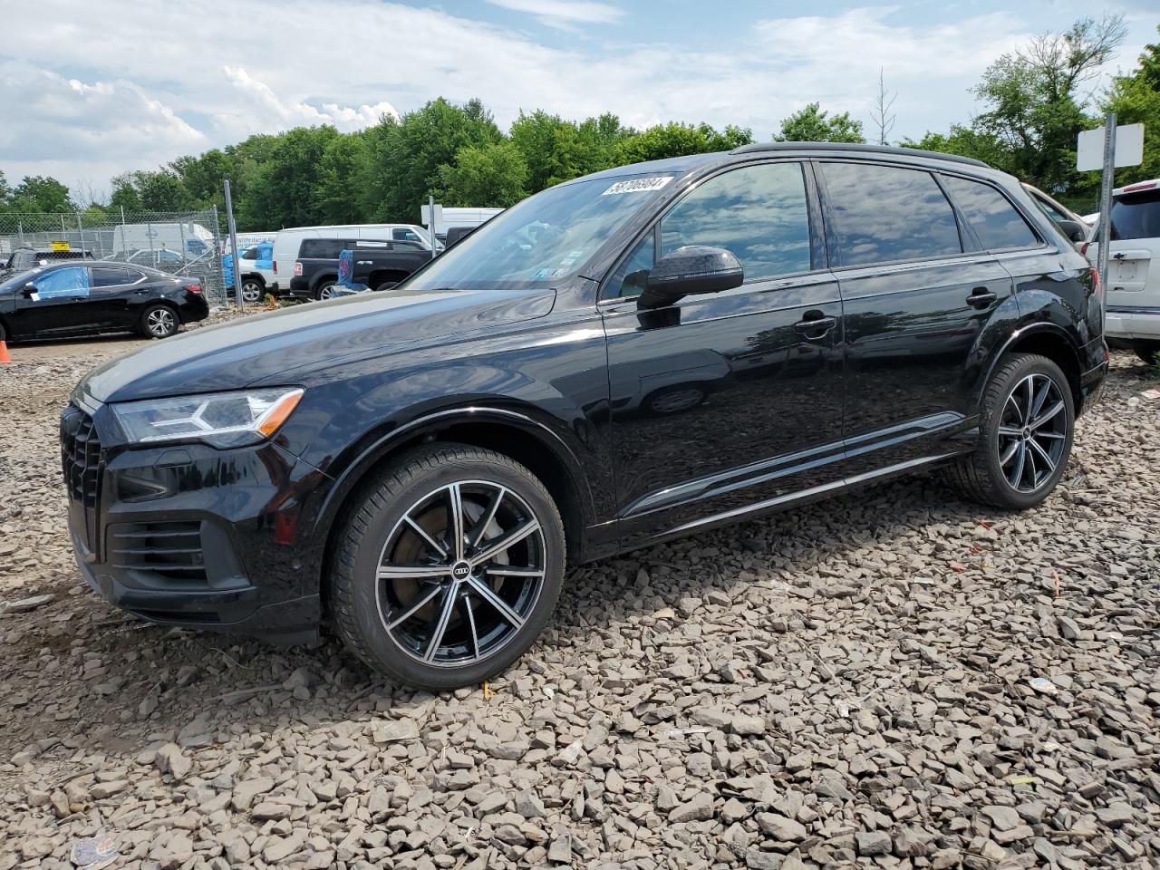 AUDI Q7 2021