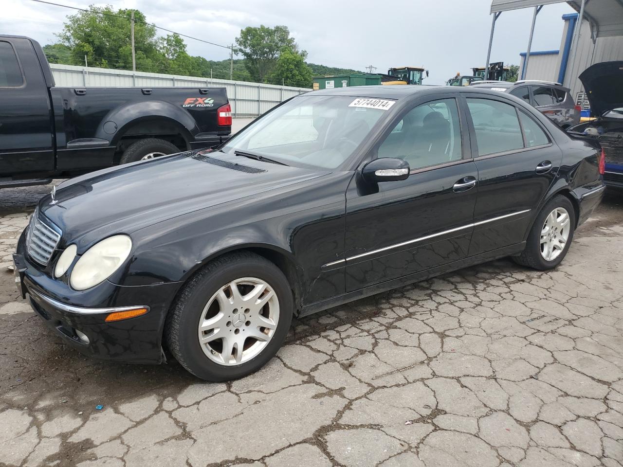 MERCEDES-BENZ E-CLASS 2003