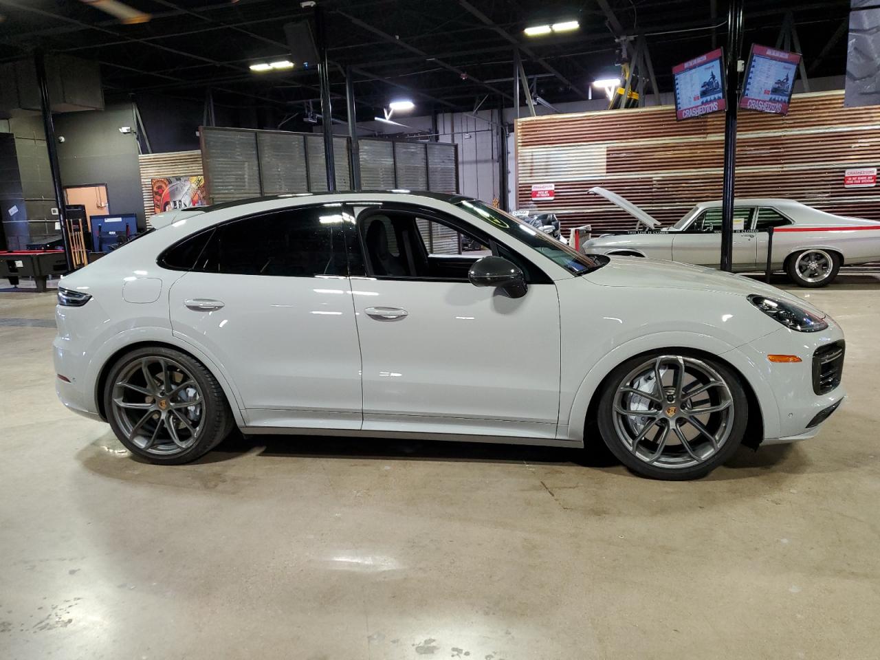 PORSCHE CAYENNE 2023