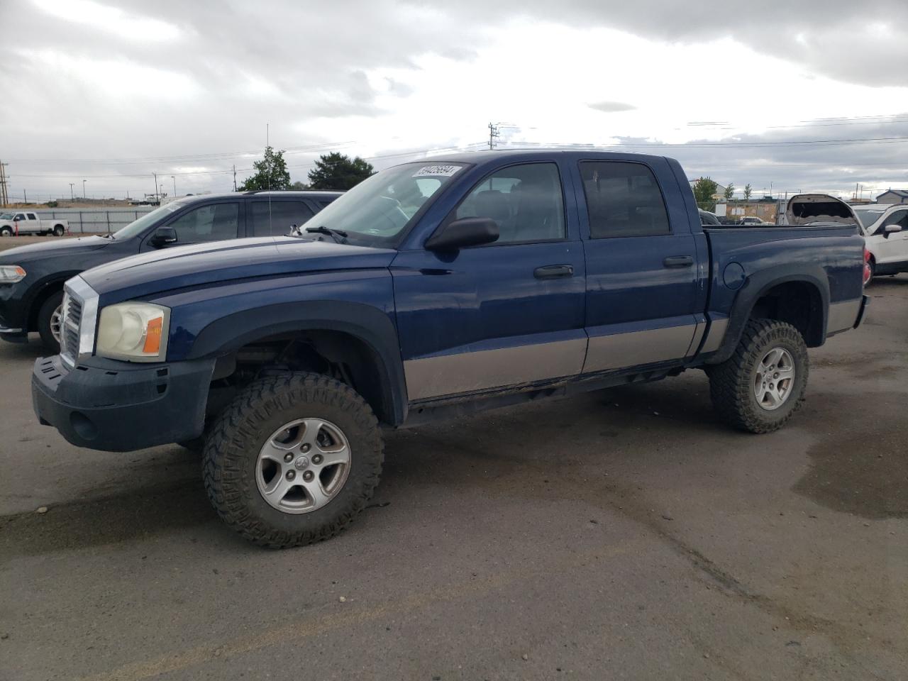 DODGE DAKOTA QUA 2005