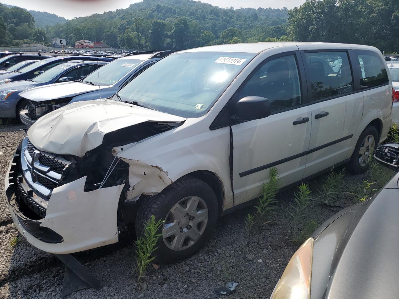 DODGE CARAVAN 2013