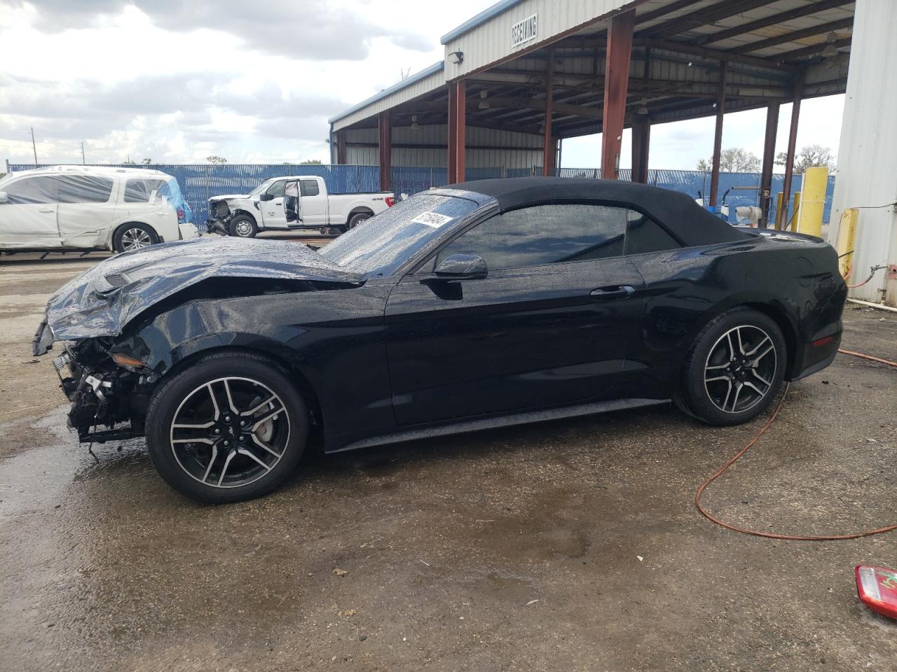 FORD MUSTANG 2018