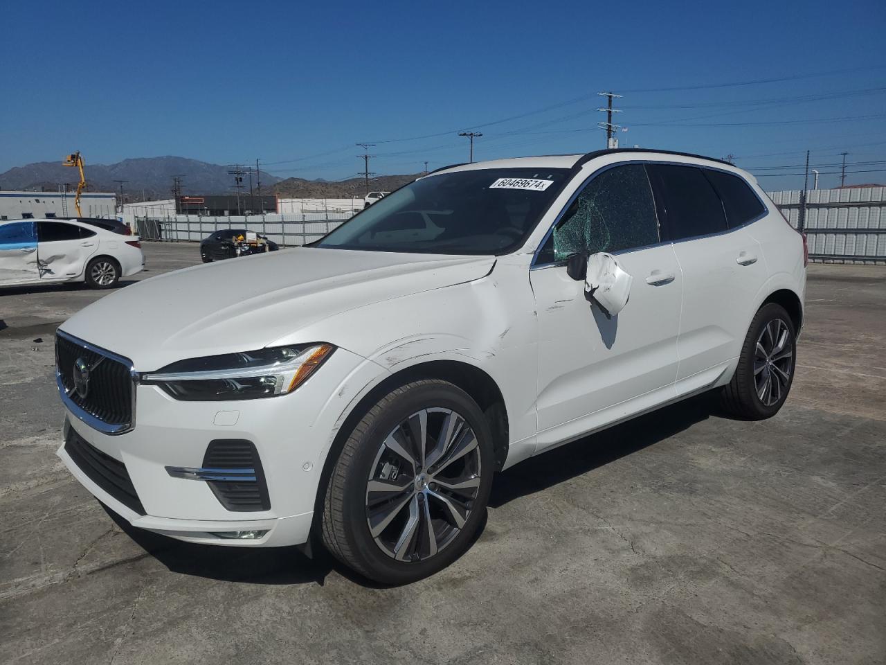 VOLVO XC60 B5 MO 2022