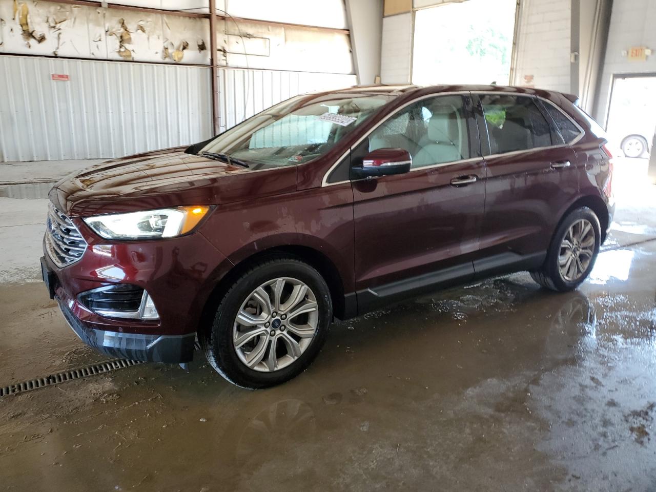 FORD EDGE TITAN 2021