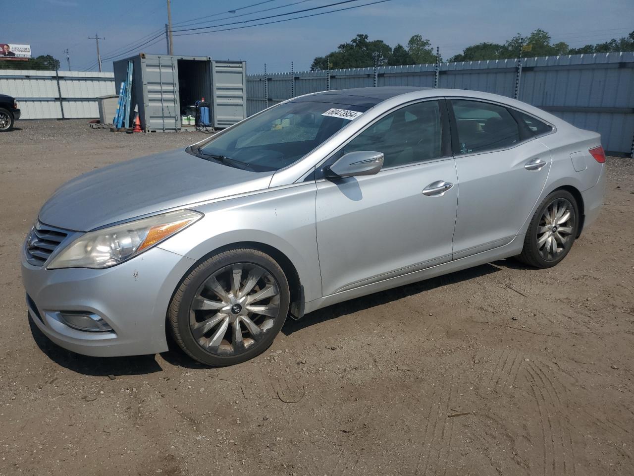 HYUNDAI AZERA 2012