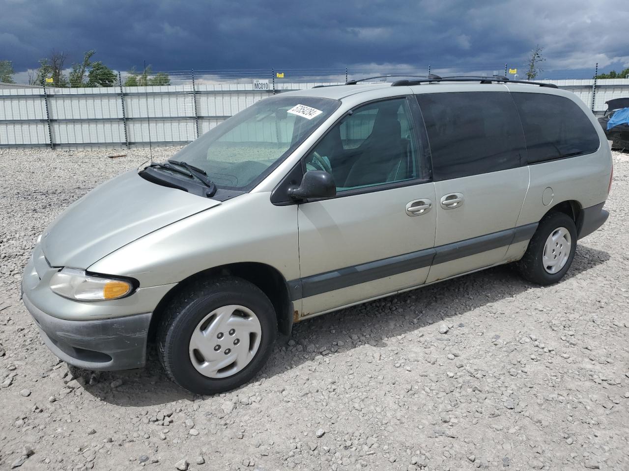 DODGE CARAVAN 2000