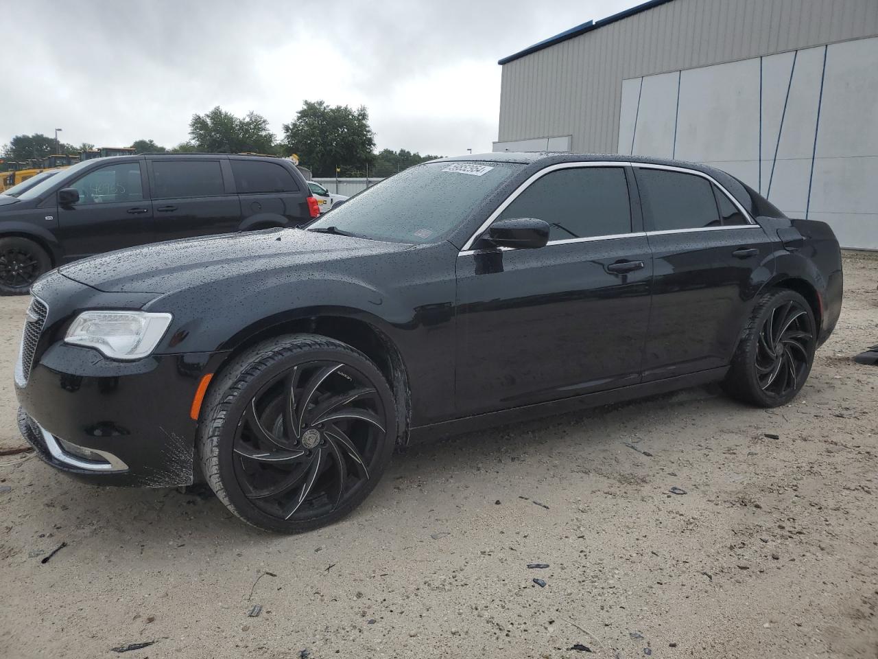 CHRYSLER 300 2017