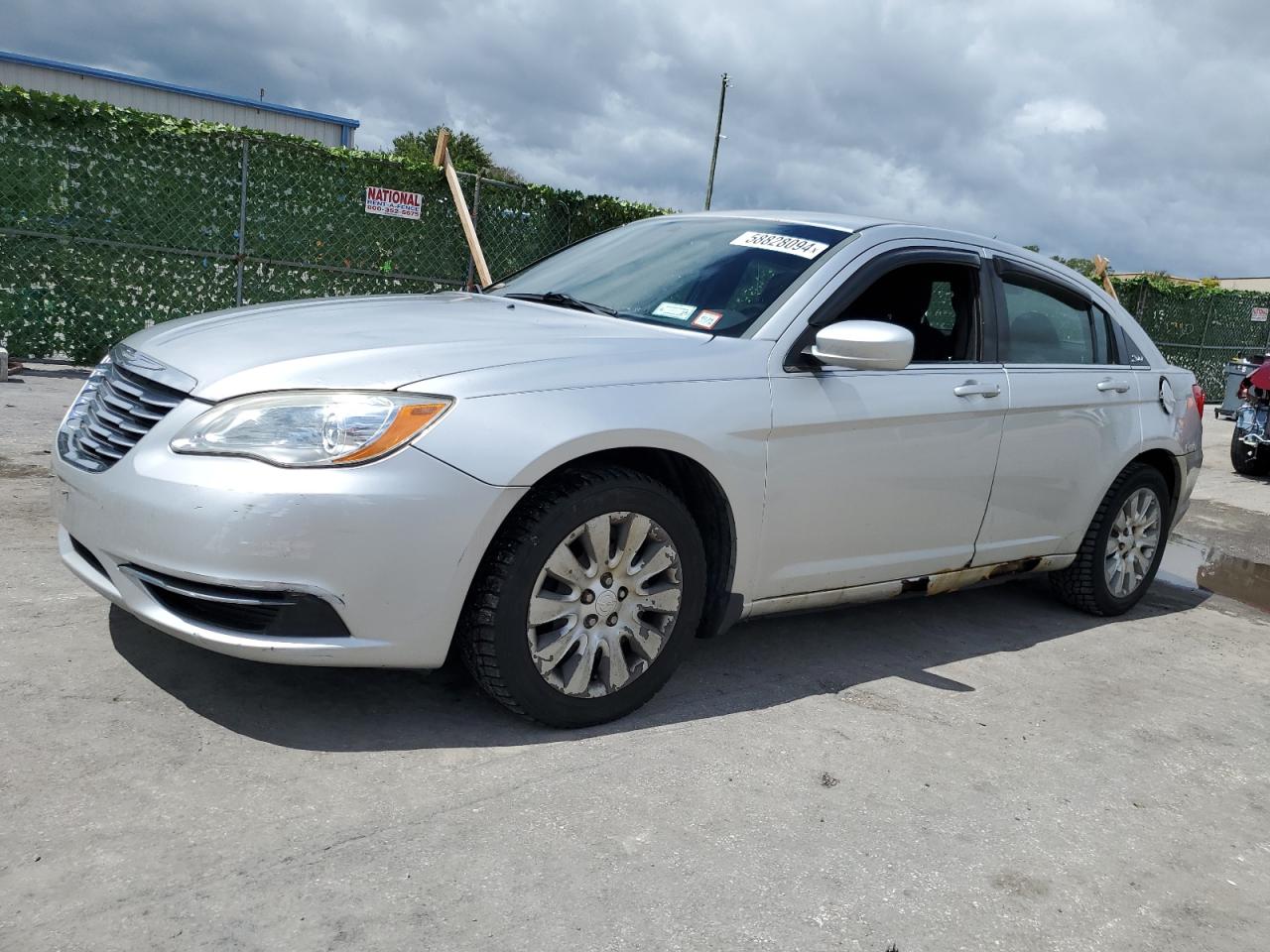 CHRYSLER 200 2012