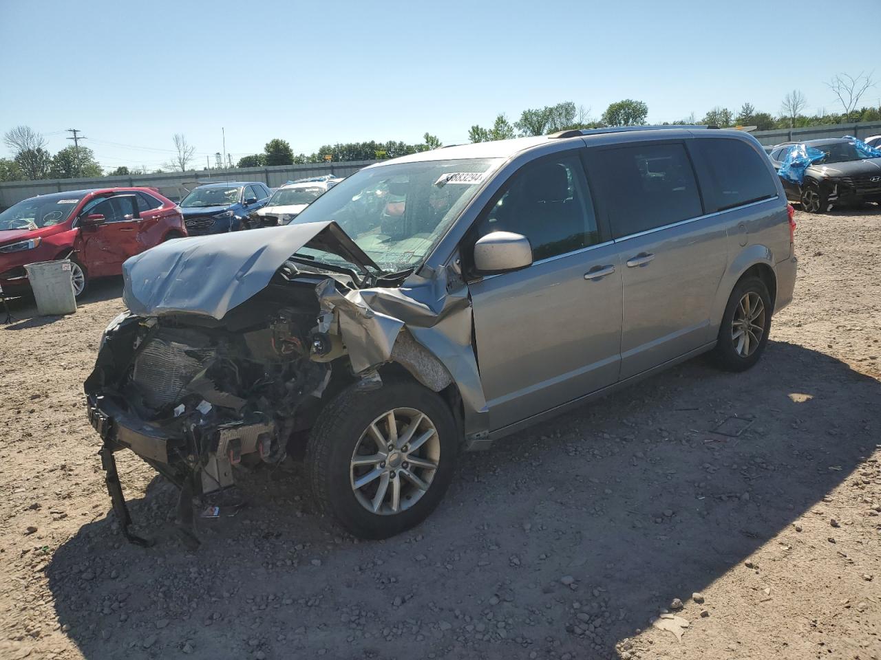 DODGE CARAVAN 2018