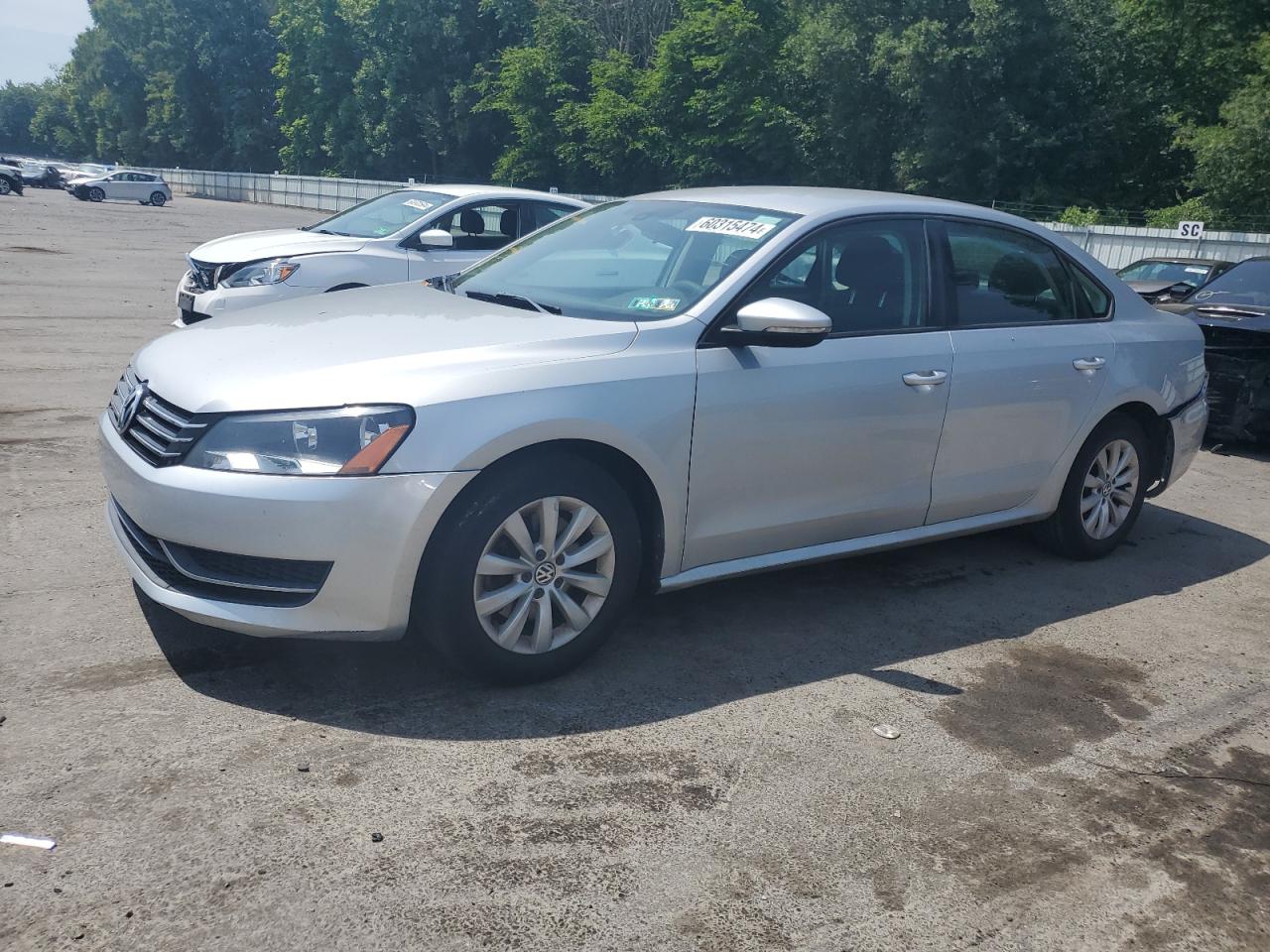 VOLKSWAGEN PASSAT 2012