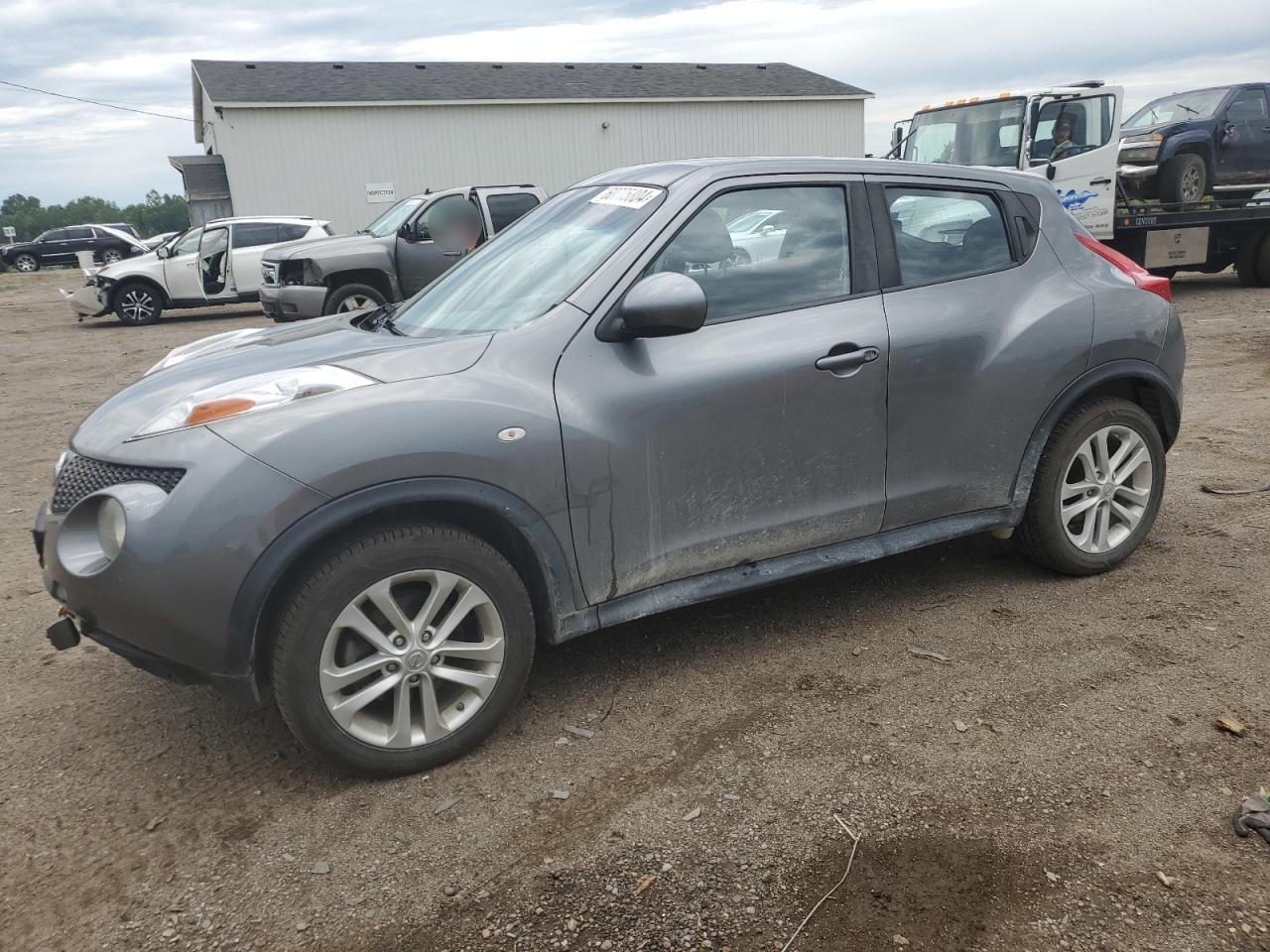 NISSAN JUKE 2012