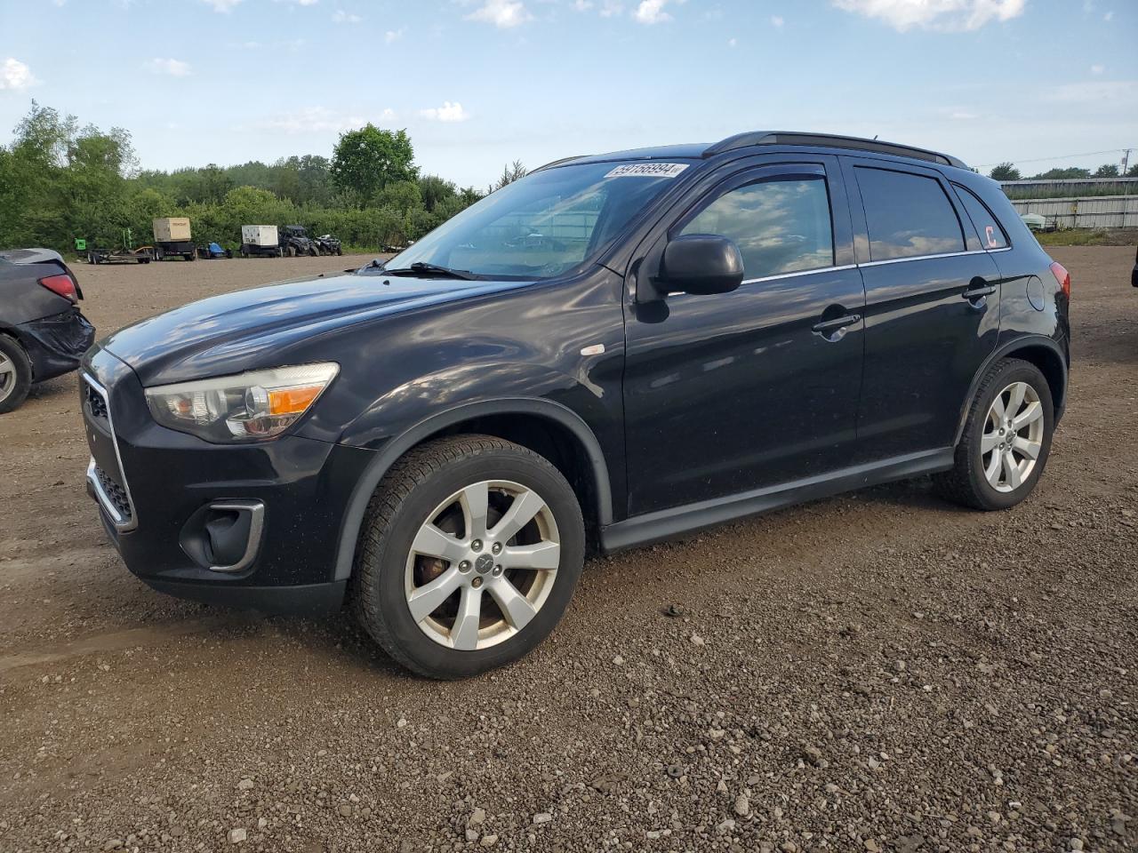 MITSUBISHI OUTLANDER 2013