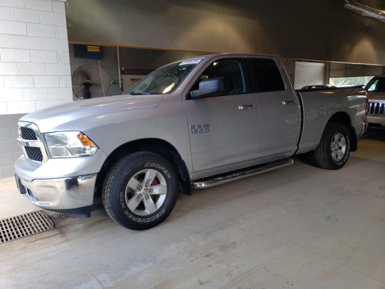 RAM 1500 SLT 2017