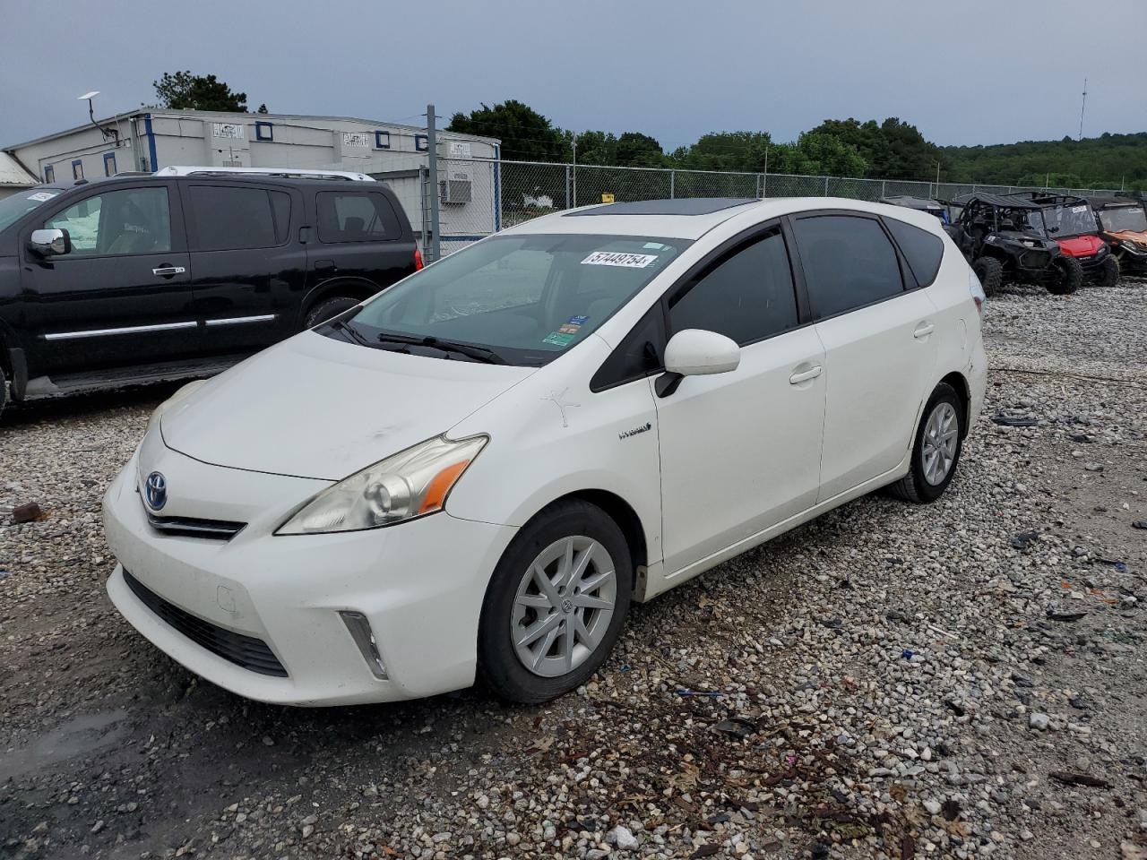 TOYOTA PRIUS V 2012