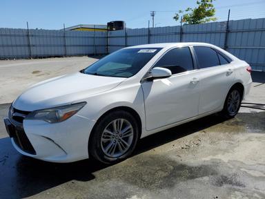 Toyota Camry 2015