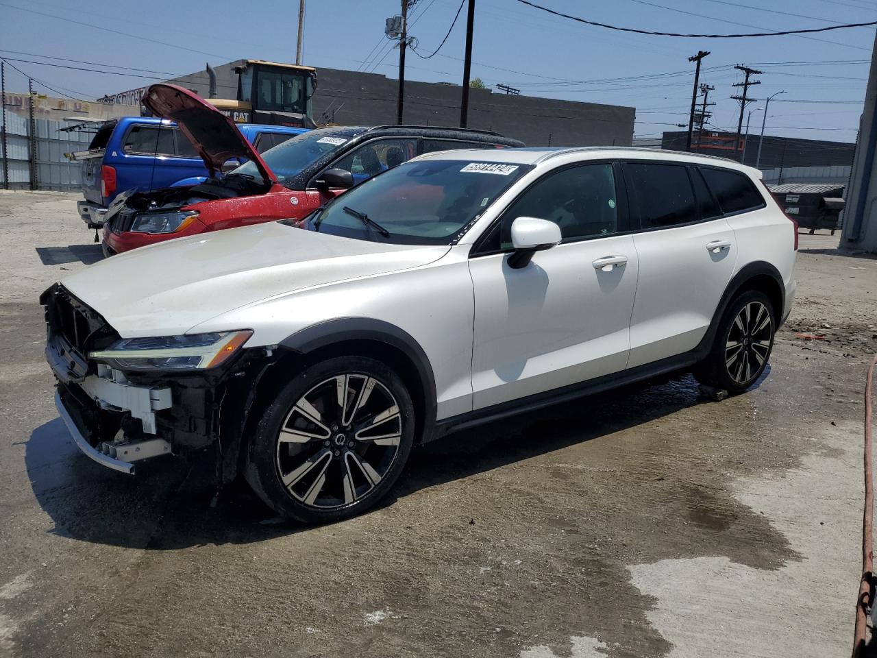 VOLVO V60 CROSS 2020