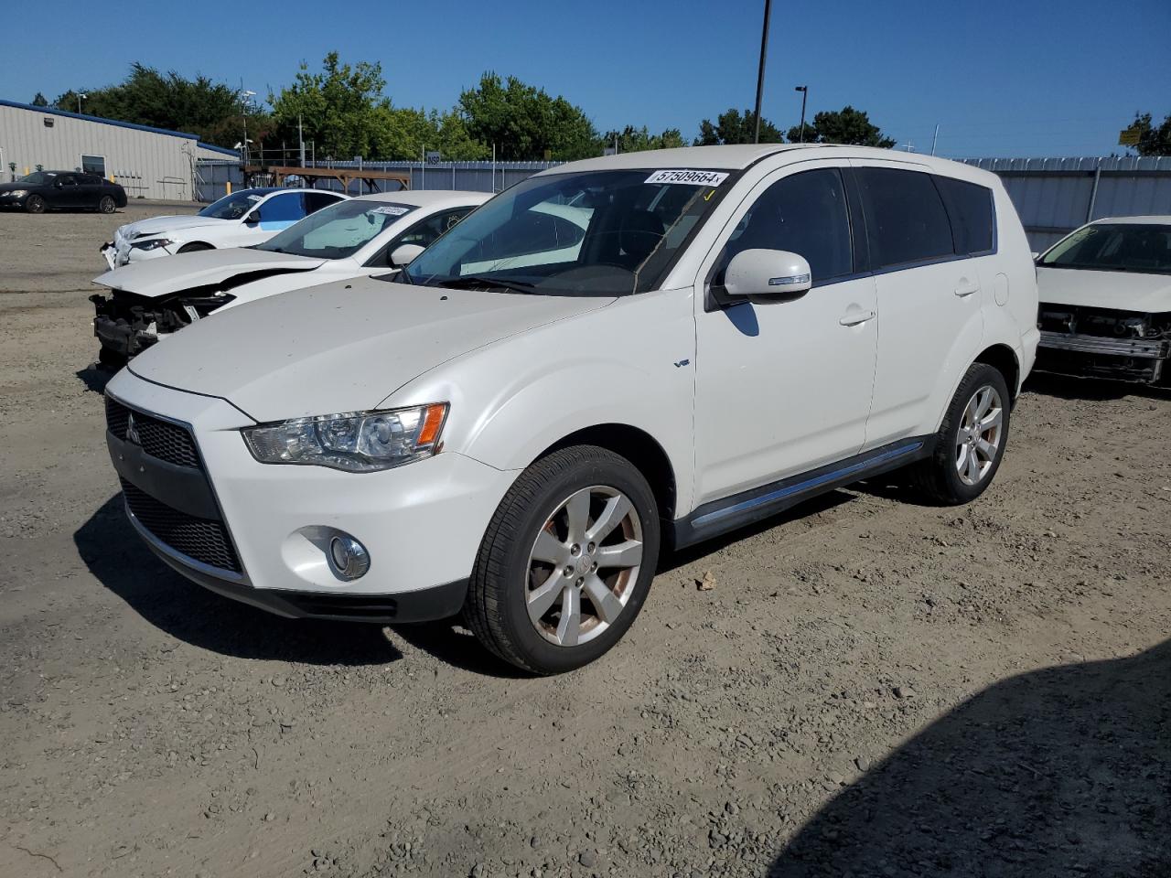 MITSUBISHI OUTLANDER 2012