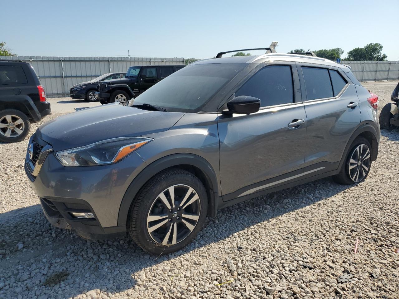 NISSAN KICKS 2019