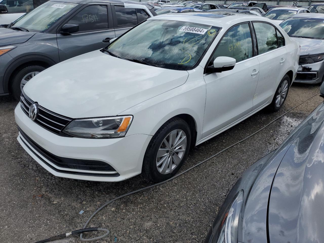 VOLKSWAGEN JETTA 2015