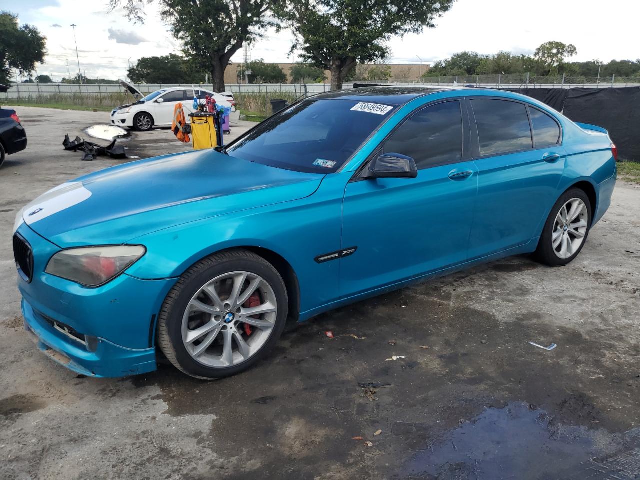 BMW 7 SERIES 2011