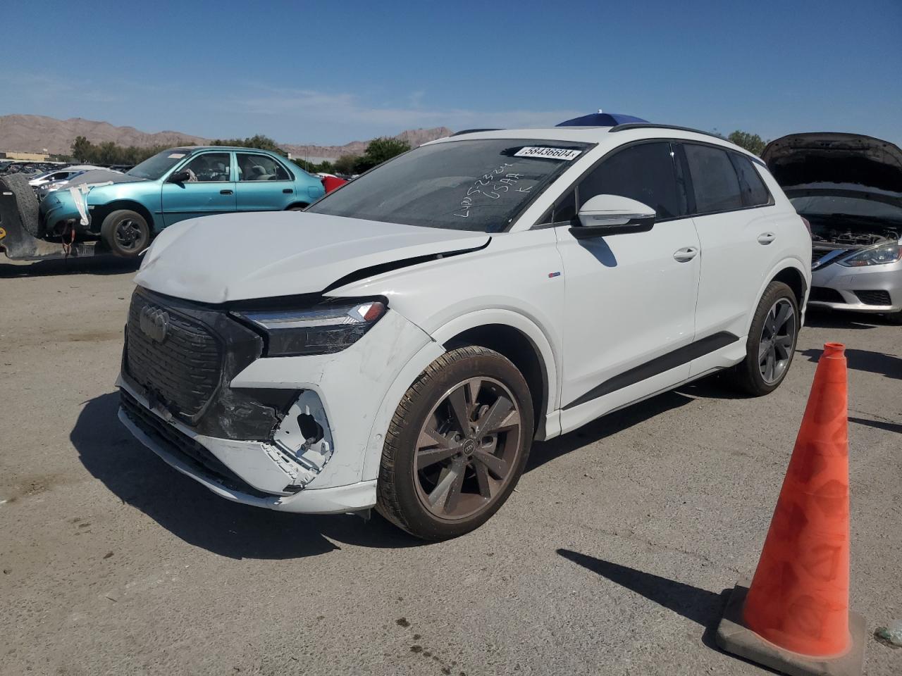 AUDI Q4 E-TRON 2024