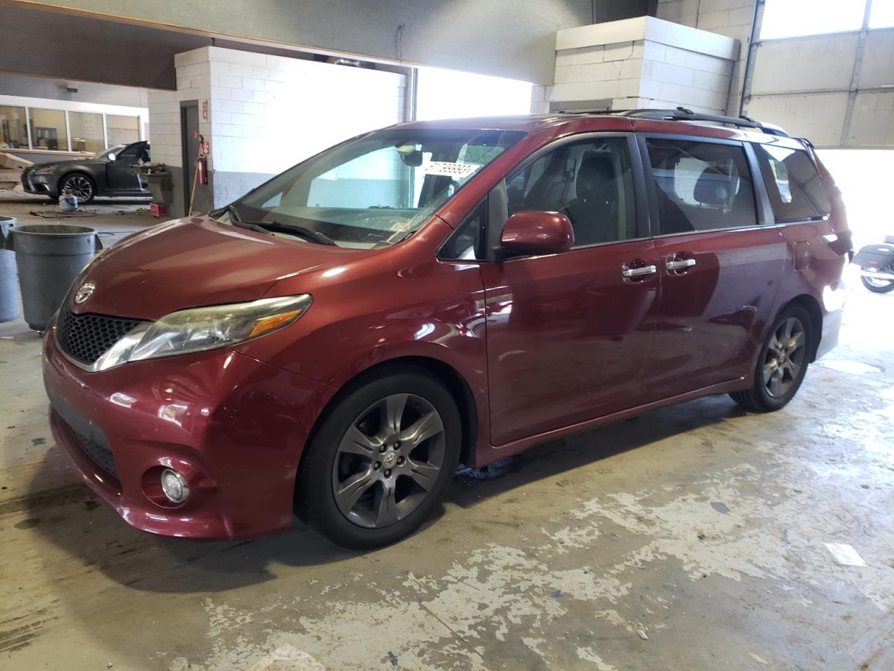Toyota Sienna 2015