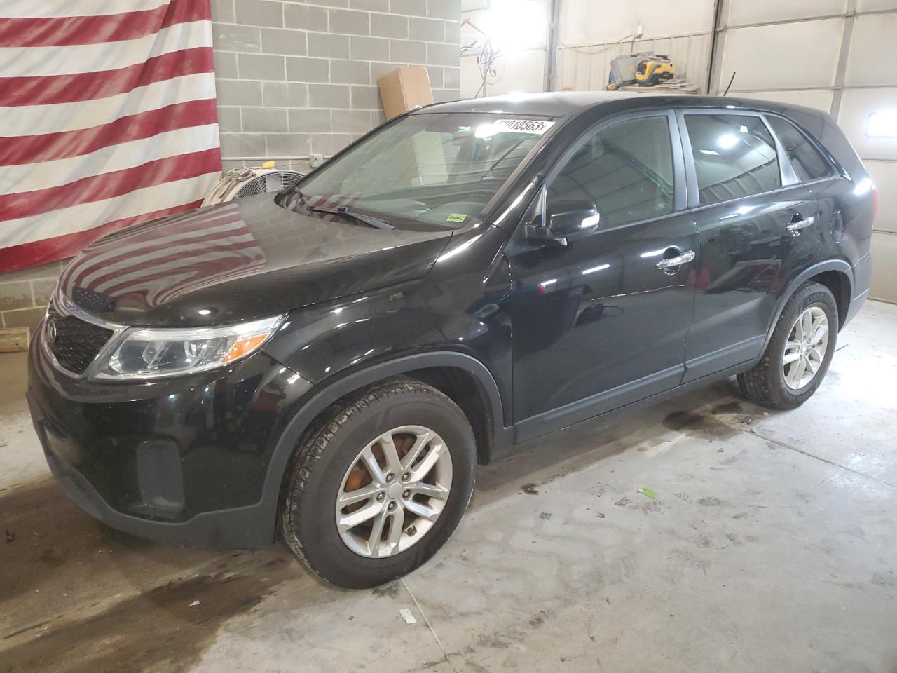 KIA SORENTO LX 2015