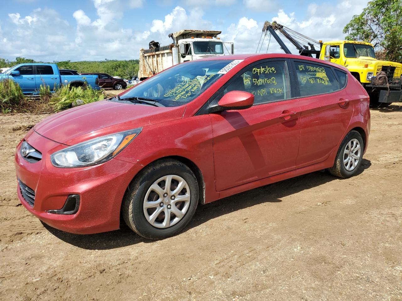 Hyundai Accent 2013