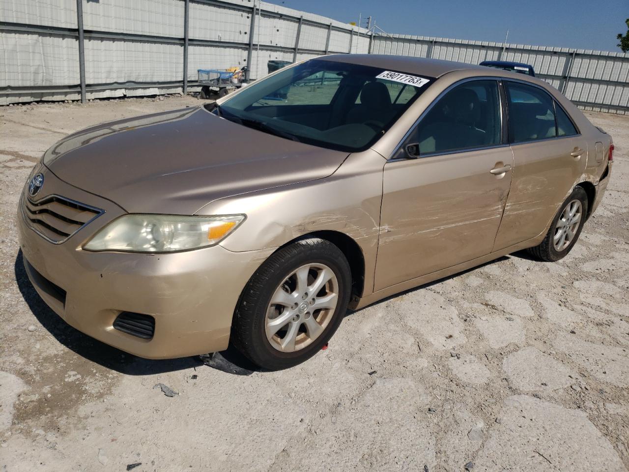 Toyota Camry 2011