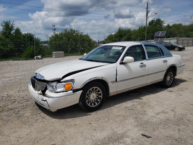 Lincoln Town car 2000