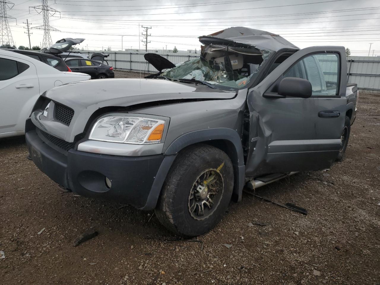 Mitsubishi Raider dur 2006