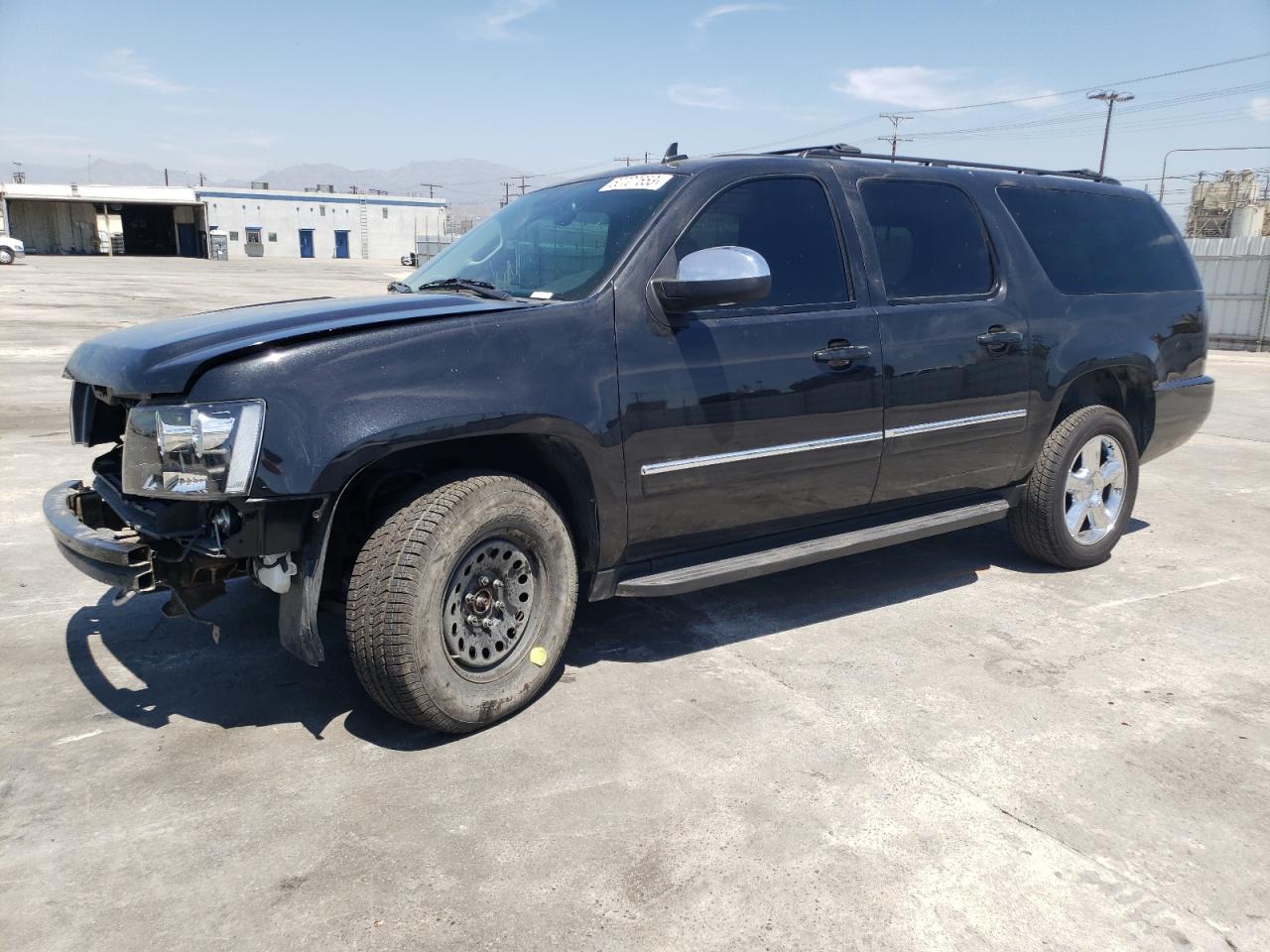 Chevrolet Suburban 2012